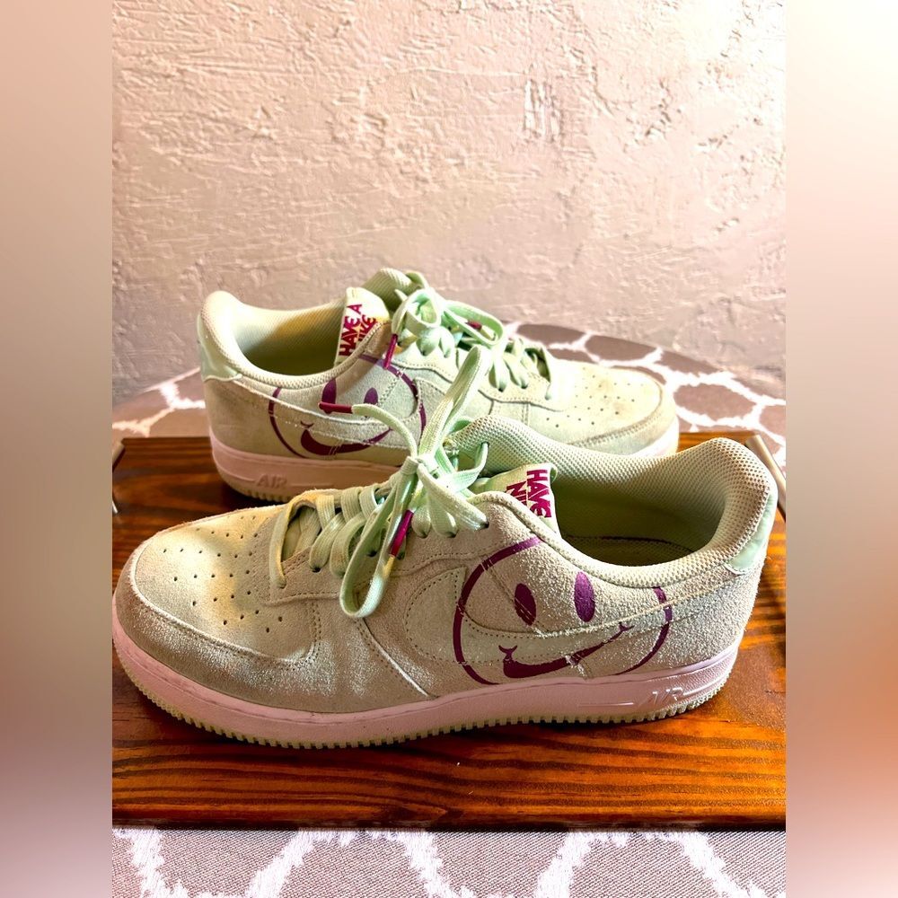 Nike Air Force 1 Low Have a Nike Day Sneakers collector rare EUC frosted spruce